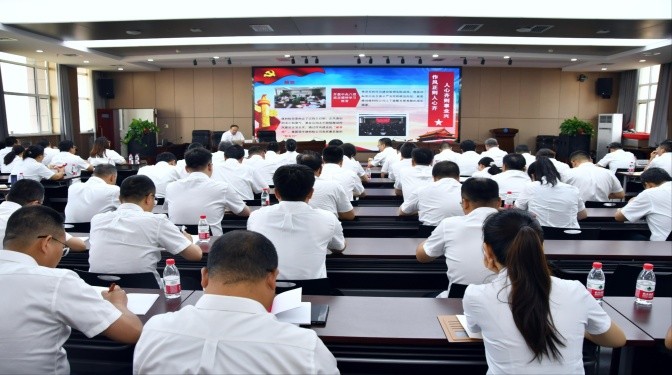 毛志童为甘肃建科院党员干部讲专题党课